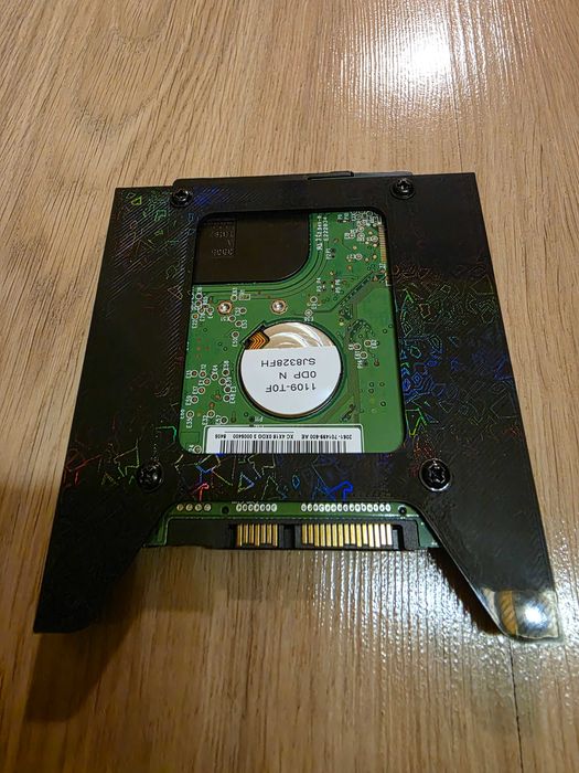 Адаптер за хард дискове 2.5 към 3.5