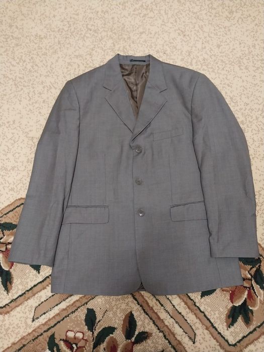 Продам костюм мужской