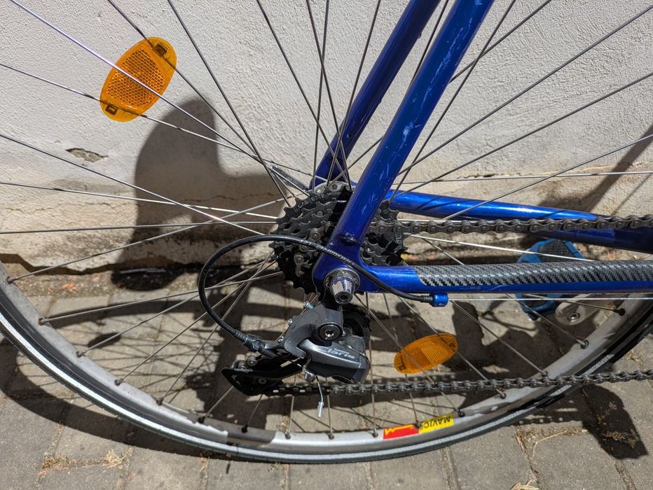Bicicleta cursiera Giant