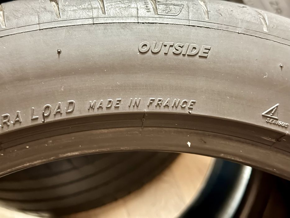 Michelin Pilot Sport 4S 265/40/20 DOT0823 4бр. 379€