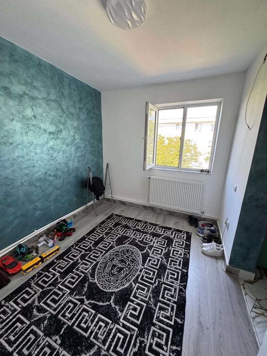 Vand Apartament 4 camere