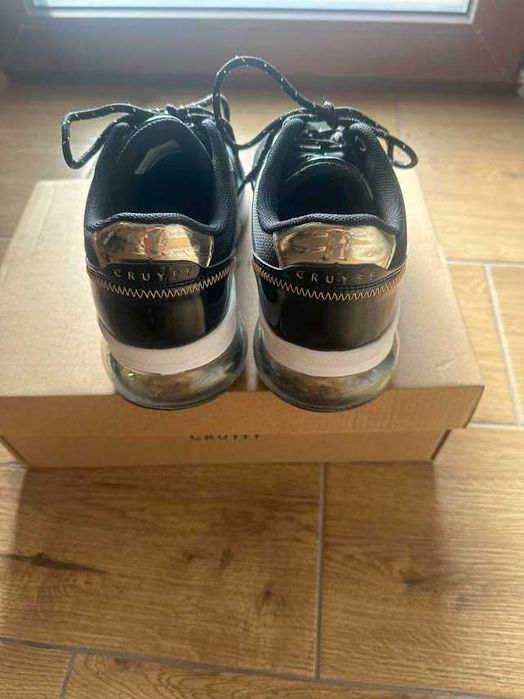 Маратонки Cruyff