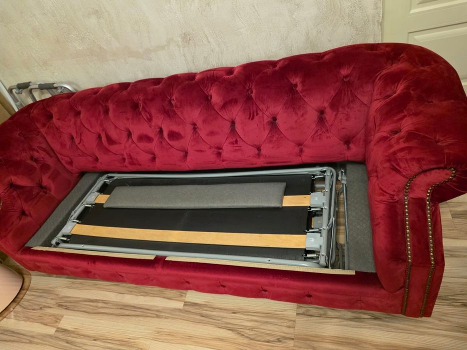 красный диван 2 м раскладной