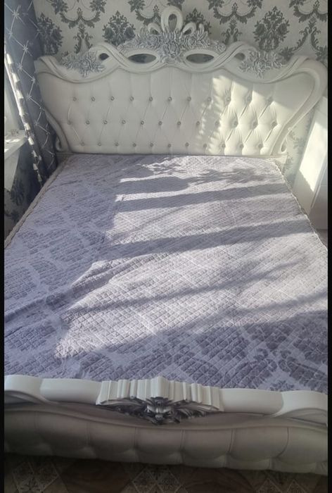Кровать в отличном состоянии