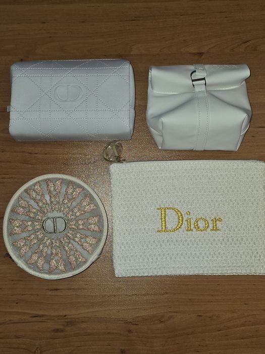 Dior оригинални несесери
