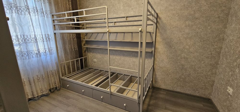 МЕГА АКЦИЯ.    Металлические двухъярусная кровать.