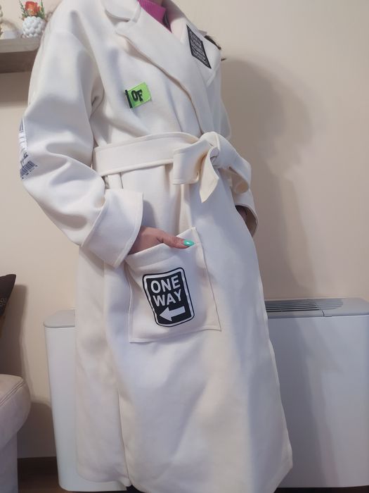 Зимно вълнено палто