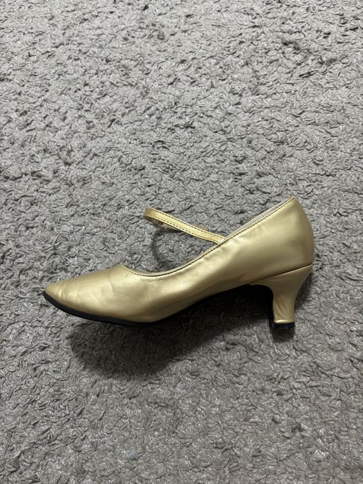 Танцевальные туфли 37 размер