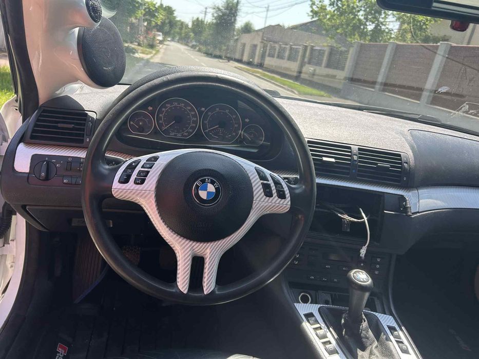 Vand bmw e46 330i facut M pe afara