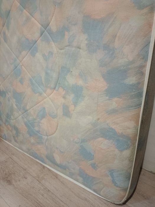 Продам матрац ..