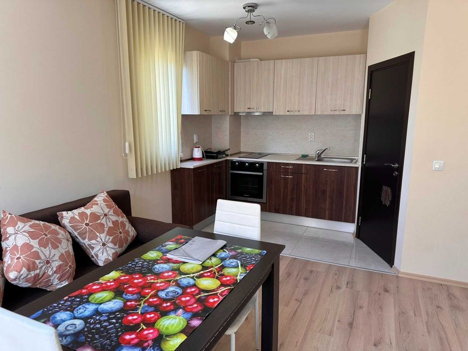 Дава се под наем Двустаен апартамент в Варна, Виница - 65 кв.м за 382.5 € - Снимка #3