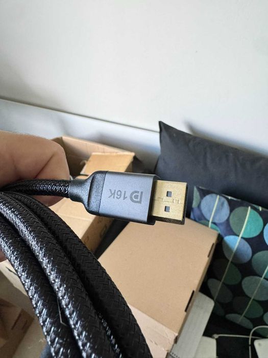 Lot 17 cabluri video: 12x HDMI (3x 8K60, 2x Delock 90°) + 4x DisplayPort + USB-C to DP