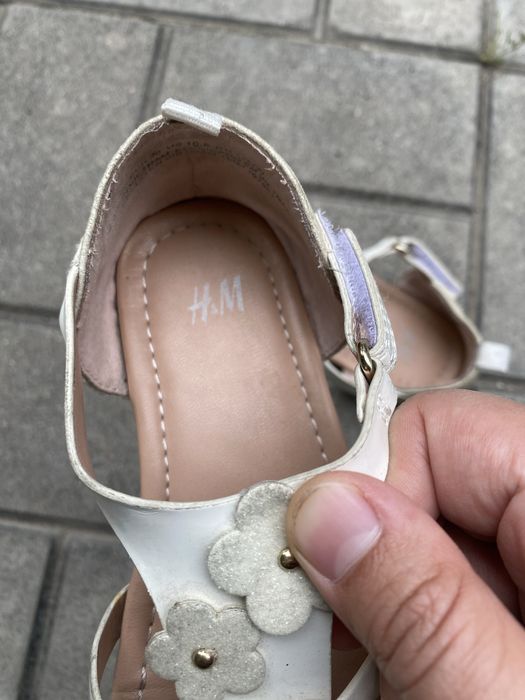 Босоножки для девочки h&m