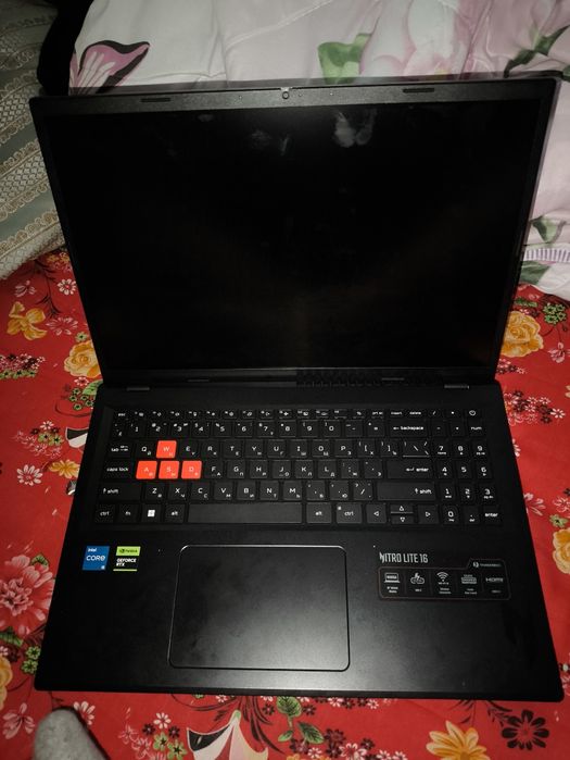 Acer Nitro lite 16