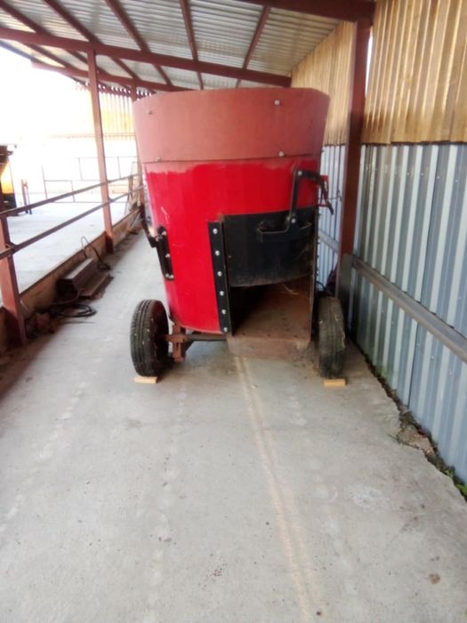 Трактор, миксер и косачка