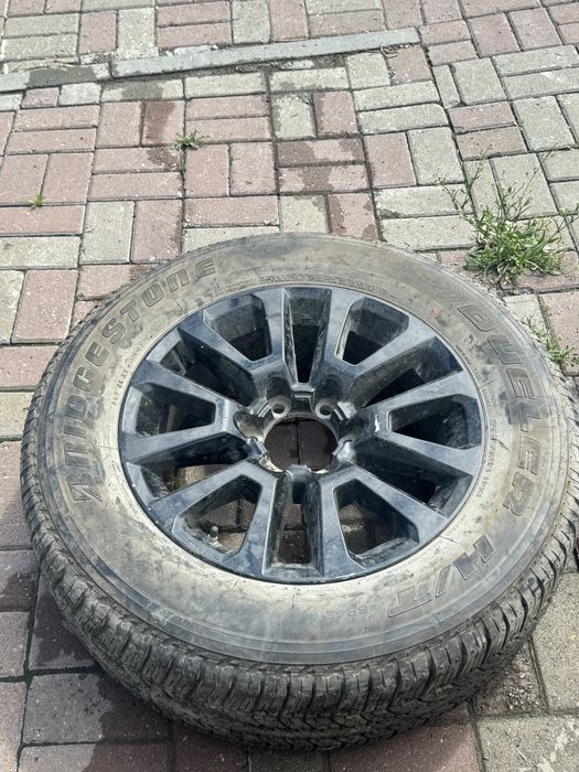 Запaсноe колесо tayota LC prado 150