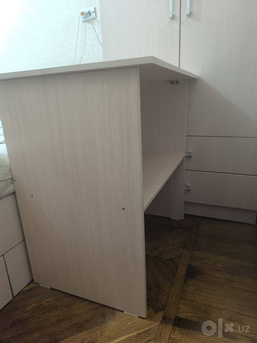 Продам детский столик