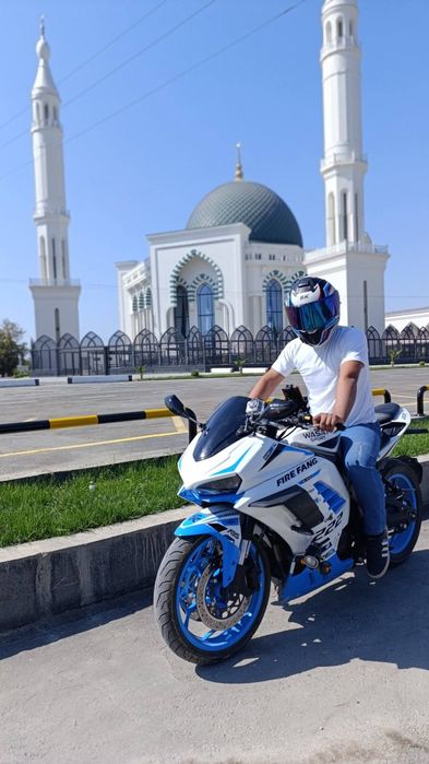 Mototsikl  ducatti replica