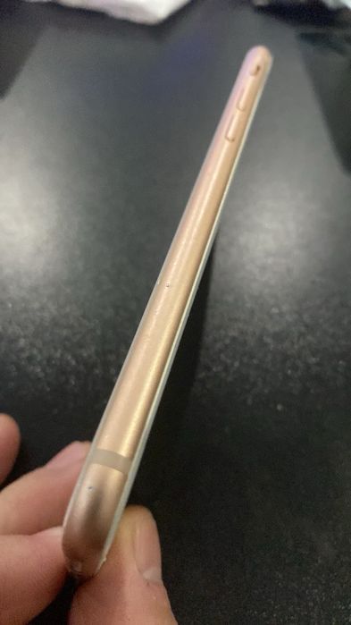 Iphone 8 64 Gb запазен
