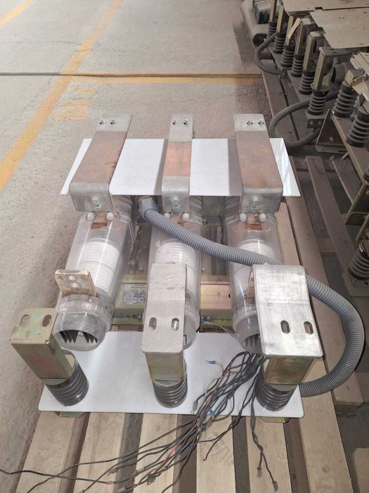 Выключатели вакуумные