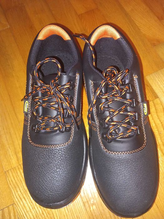 Работни обувки pall star