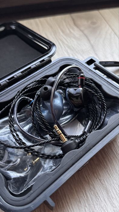 Pachet complet sistem wireless + casti in-ear