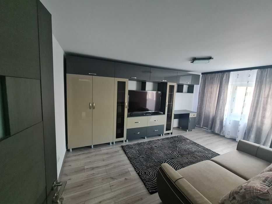 inchiriez apartament 2 camere slatina zona metalurgic