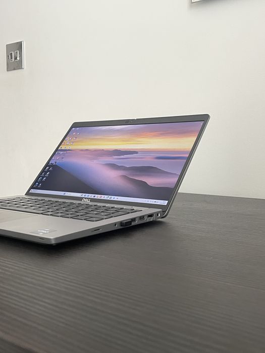 Dell Latitude 5430 – i5 Gen 12 / 16GB RAM / SSD – stare foarte bună + mouse inclus