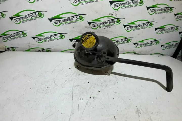 Vas expansiune Toyota Corolla 2004 1.4 D-4D MT (90 hp)