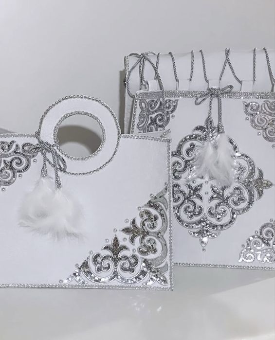 Корзина на тойбастар, қоржын