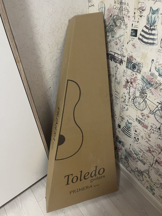 Чисто нова класическа китара Toledo Primera Student (4/4)