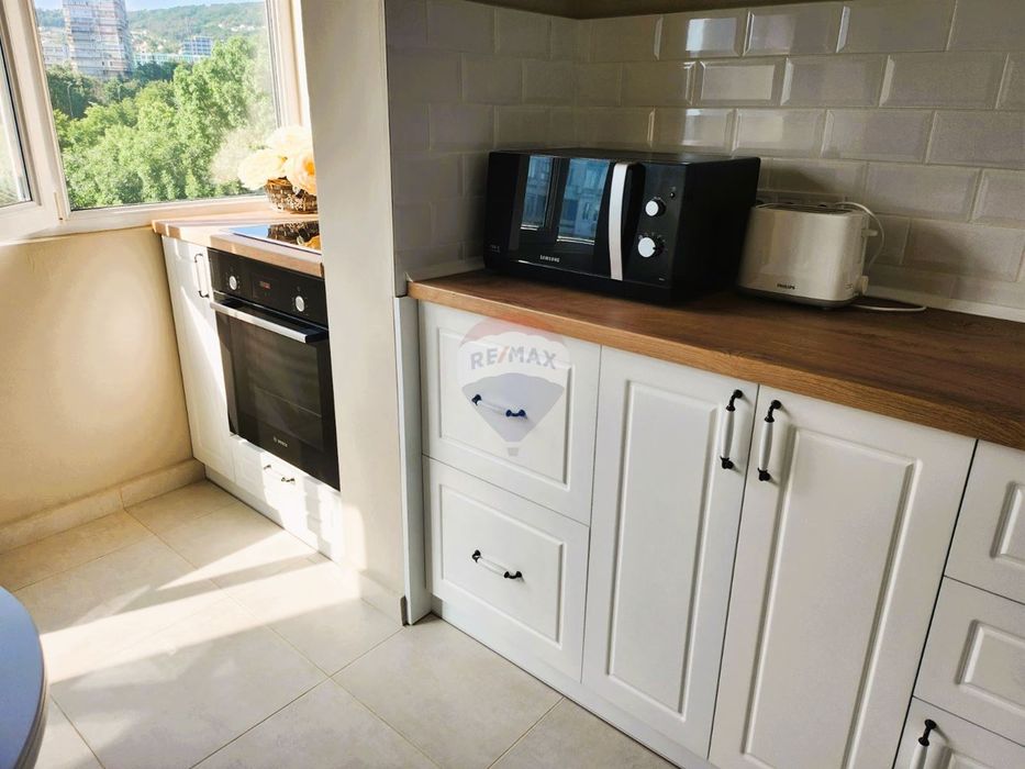 Дава се под наем Двустаен апартамент в Варна, Чайка - 66 кв.м за 850 € - Снимка #11