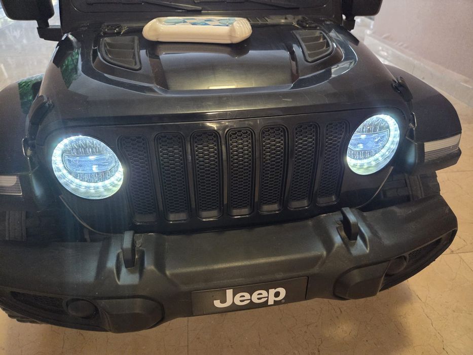 Masinuta electrica 4x4 Premier Jeep Wrangler Rubicon, 12V, roti cauciuc EVA, scaun piele