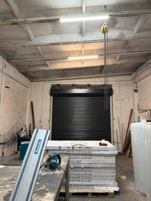 Hala 200MP ,  zona GIulesti pretabil , depozit , service auto  , etc