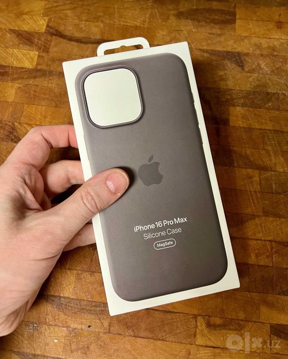 Iphone 16 pro/pro max silicone case grey