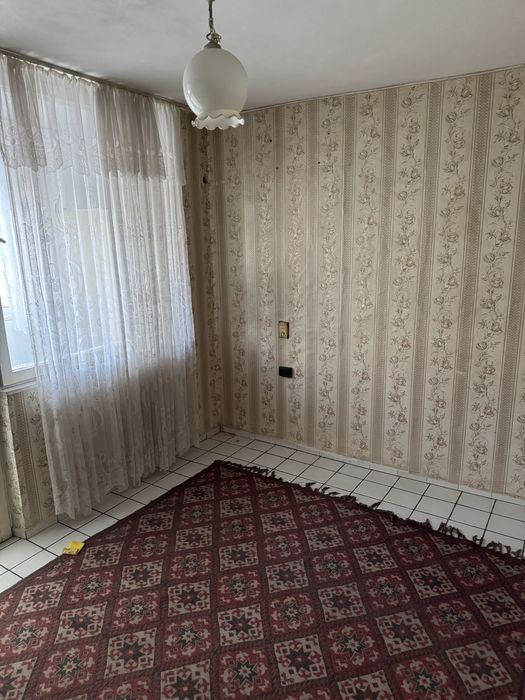 Продава се Тристаен апартамент в Кърджали, Център - 90 кв.м за 539 €/кв.м - Снимка #3