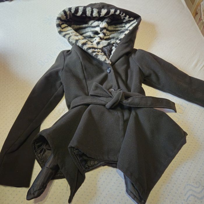 Дамско Черно Палто