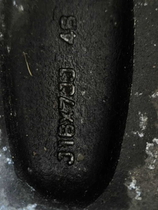 Mitsubishi Pajero  265/60/17 Bridgstone