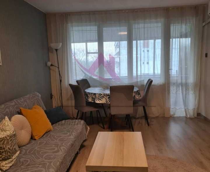 Дава се под наем Тристаен апартамент в Варна, Чайка - 72 кв.м за 648.21 € - Снимка #1