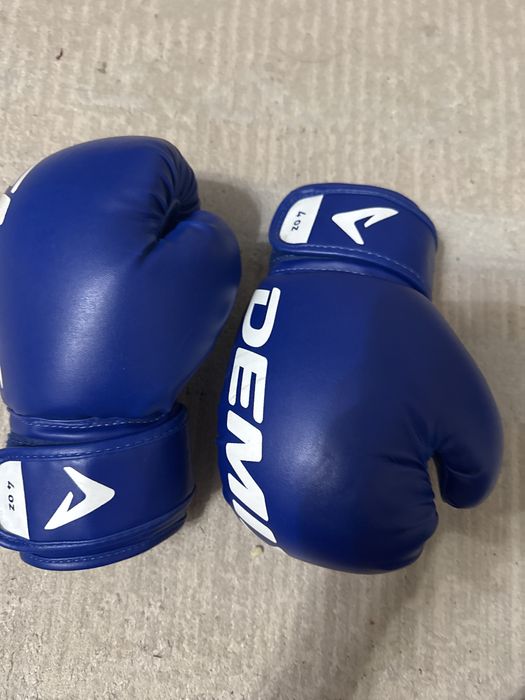 Бокс перчатка бу