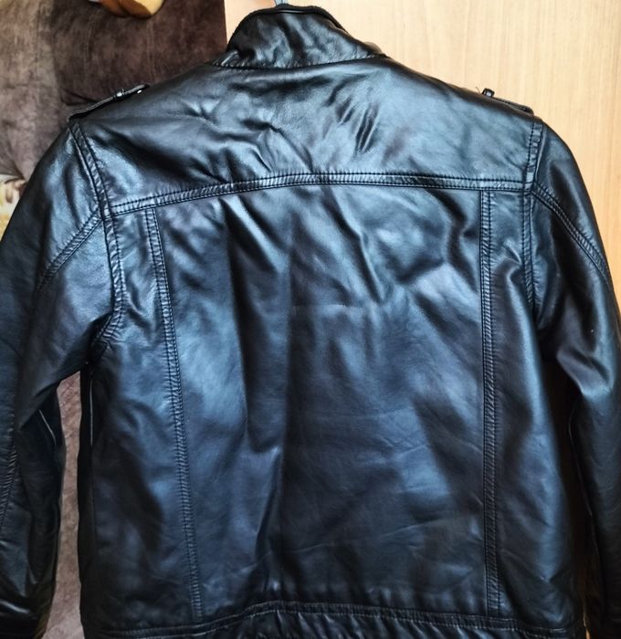 Куртка на мальчика 7-8 лет