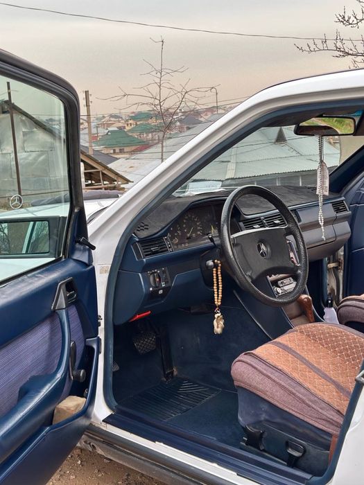 мерс 124 автомат