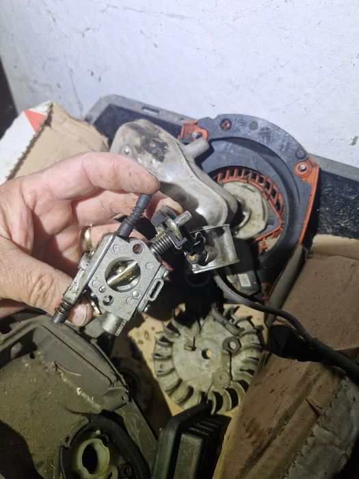 Vand motocoasa husqvarna 545 fxt defecta