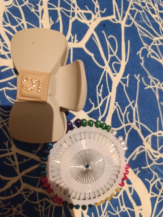 10 000 ming sum yangi