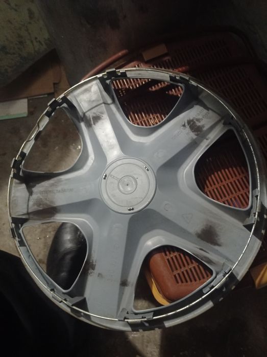 Продам колпаки на 15