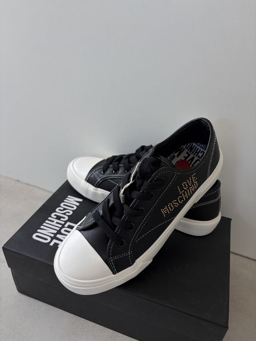 Оригинални кожени обувки Love Moschino