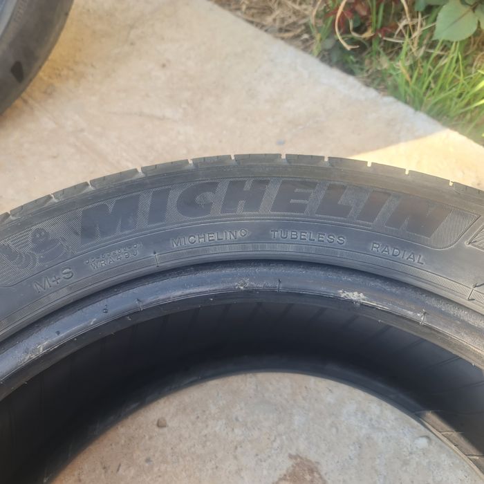 Продам! Шины всесезонки