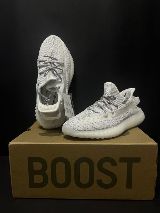 Yeezy 350 boost white