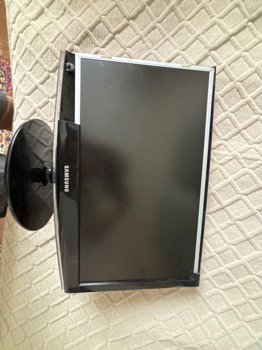 Мониторы 4 шт