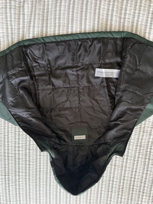 Продам детскую куртку Mango